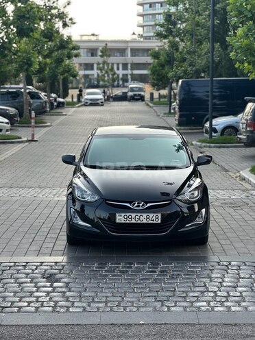Hyundai Elantra 2015, 124,400 km - 1.8 л - Bakı