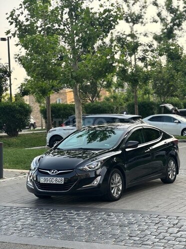 Hyundai Elantra 2015, 124,400 km - 1.8 л - Bakı