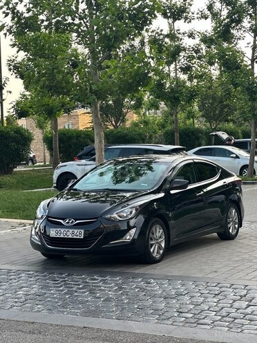 Hyundai Elantra 2015, 124,400 km - 1.8 л - Bakı