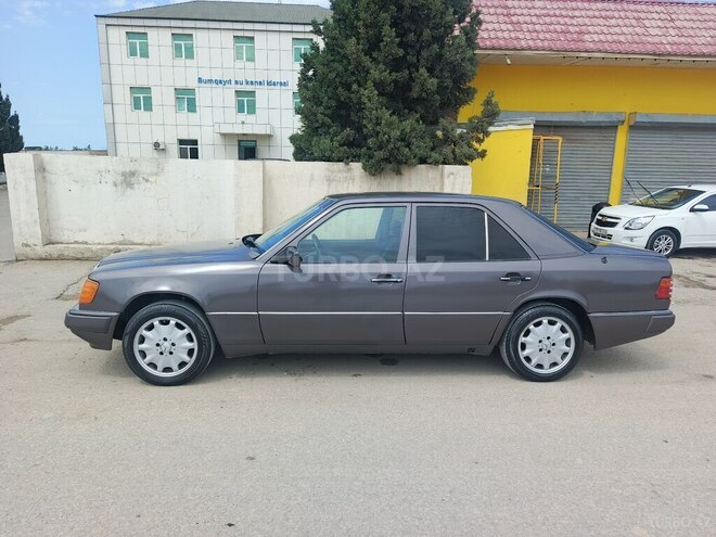 Mercedes E 200 1991, 209,300 km - 2.0 л - Sumqayıt