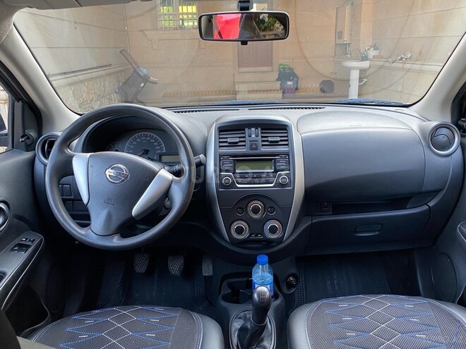 Nissan Sunny 2015, 285,000 km - 1.5 l - Bakı
