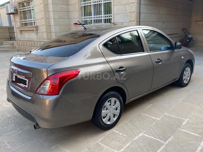 Nissan Sunny 2015, 285,000 km - 1.5 l - Bakı