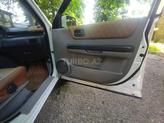 Nissan X-Trail 2001, 50,216 km - 2.0 l - Quba