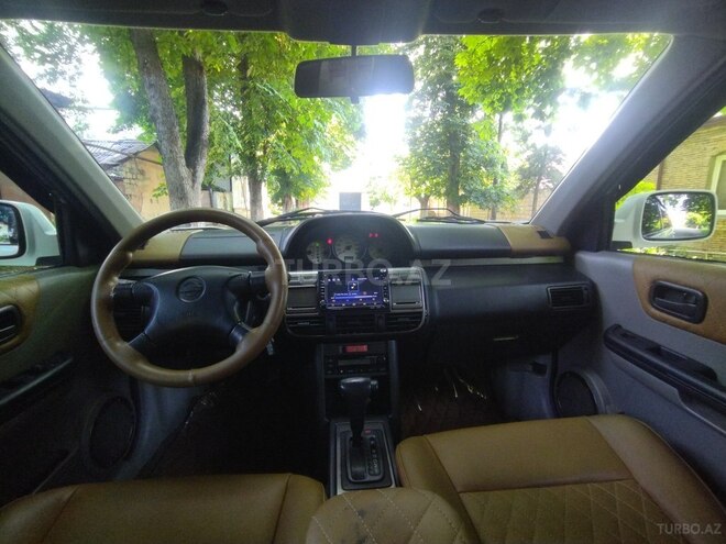 Nissan X-Trail 2001, 50,216 km - 2.0 l - Quba