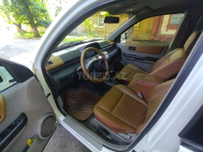 Nissan X-Trail 2001, 50,216 km - 2.0 l - Quba