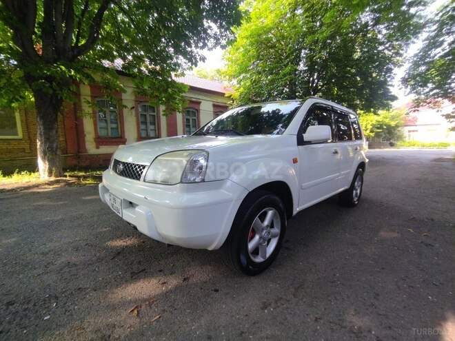 Nissan X-Trail 2001, 50,216 km - 2.0 l - Quba