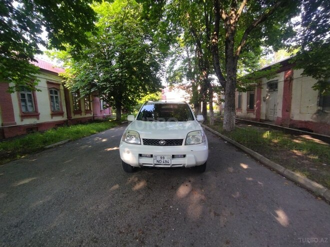 Nissan X-Trail 2001, 50,216 km - 2.0 l - Quba