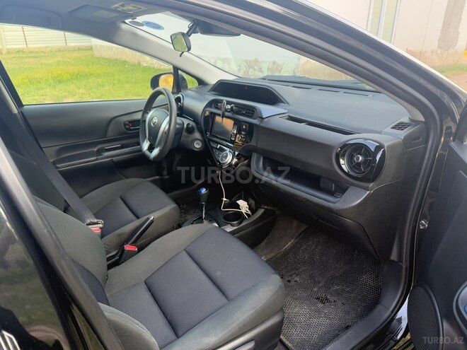 Toyota Aqua 2016, 72,000 km - 1.5 l - Bakı