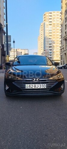 Hyundai Elantra 2018, 130,000 km - 2.0 l - Bakı