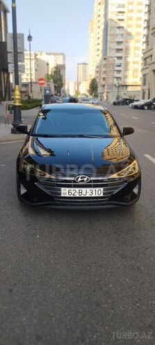 Hyundai Elantra 2018, 130,000 km - 2.0 l - Bakı