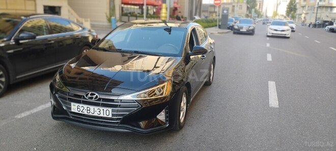 Hyundai Elantra 2018, 130,000 km - 2.0 l - Bakı