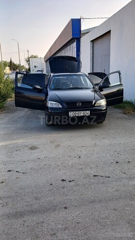 Opel Astra 2009, 315,483 km - 1.4 l - Bərdə