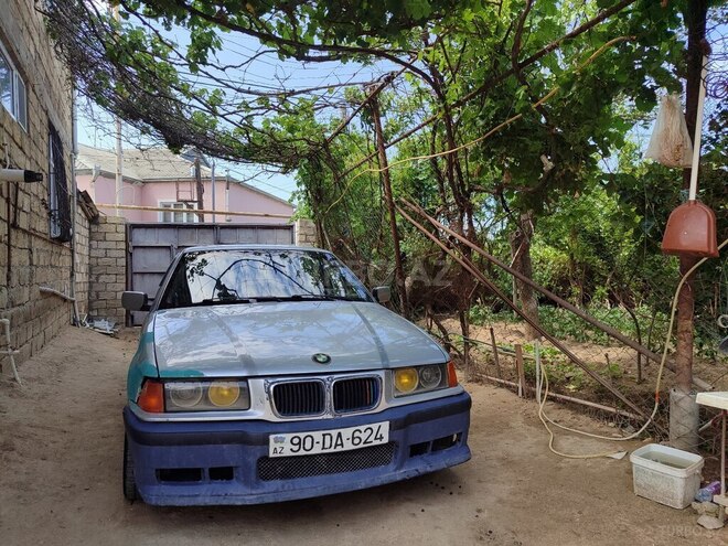BMW 320 1993, 458,000 km - 2.0 l - Sumqayıt