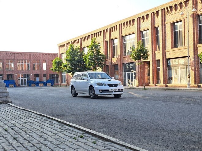 Mitsubishi Airtrek 2002, 193,558 km - 2.0 l - Gəncə