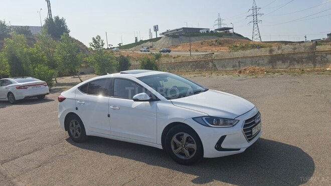 Hyundai Avante 2016, 133,000 km - 1.6 l - Bakı