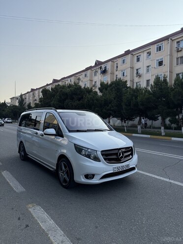Mercedes  2017, 299,000 km - 2.0 l - Sumqayıt