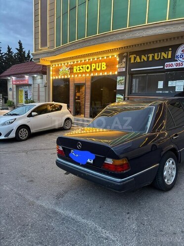 Mercedes E 200 1991, 400,000 km - 2.0 l - Bakı