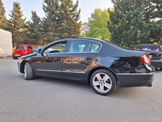 Volkswagen Passat 2007, 251,400 km - 2.0 l - Bakı