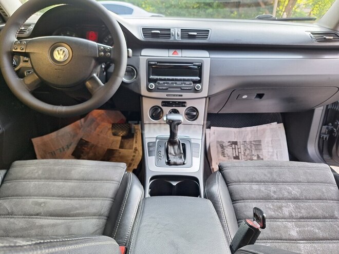 Volkswagen Passat 2007, 251,400 km - 2.0 l - Bakı