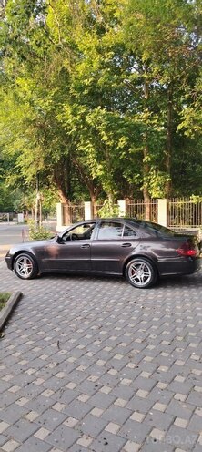 Mercedes E 220 d 2007, 413,000 km - 2.2 l - Yevlax