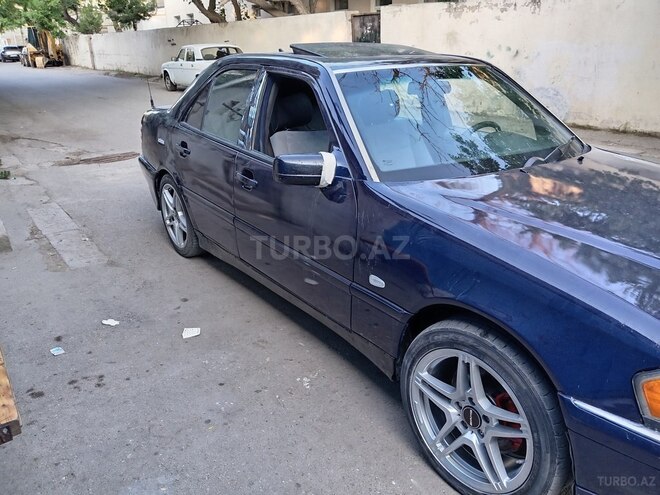 Mercedes C 180 1997, 556,756 km - 1.8 l - Bakı