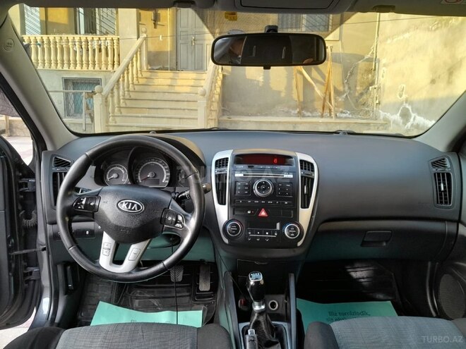 Kia Ceed 2010, 258,000 km - 1.6 л - Bakı