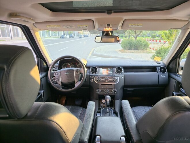 Land Rover Discovery-8