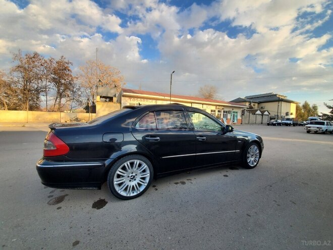 Mercedes E 200 2008, 300,000 km - 1.8 l - Sabirabad