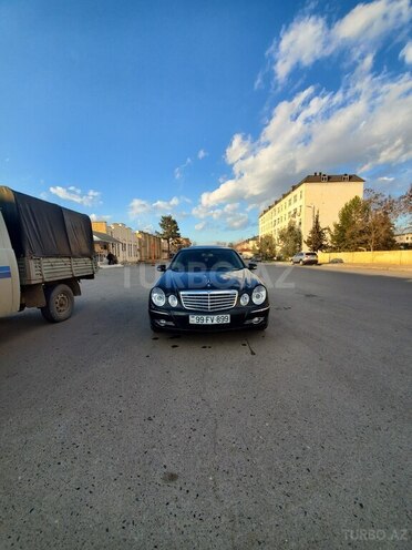 Mercedes E 200 2008, 300,000 km - 1.8 l - Sabirabad