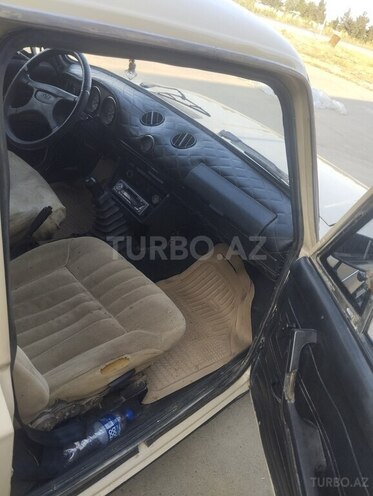 LADA (VAZ) 2106 1989, 90,000 km - 1.5 l - Salyan
