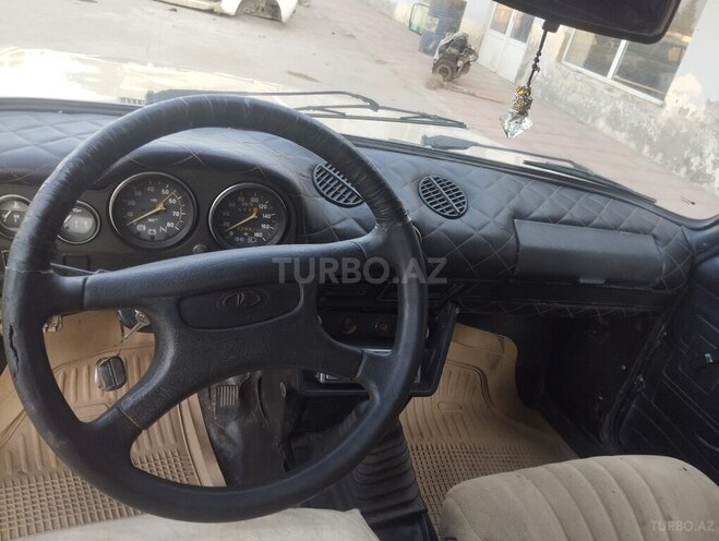 LADA (VAZ) 2106 1989, 90,000 km - 1.5 l - Salyan