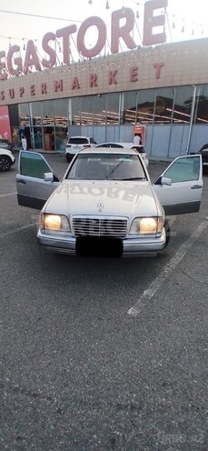 Mercedes E 250 1994, 516,000 km - 2.5 л - Bakı