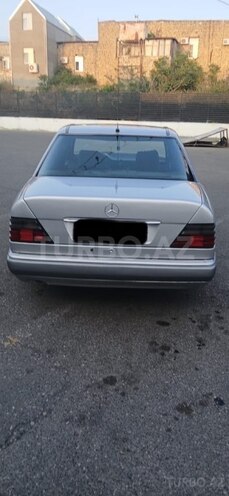 Mercedes E 250 1994, 516,000 km - 2.5 л - Bakı