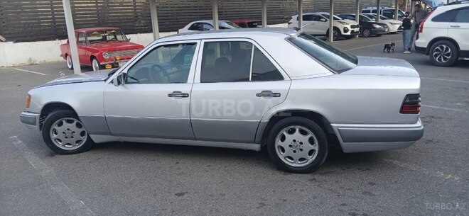 Mercedes E 250 1994, 516,000 km - 2.5 л - Bakı