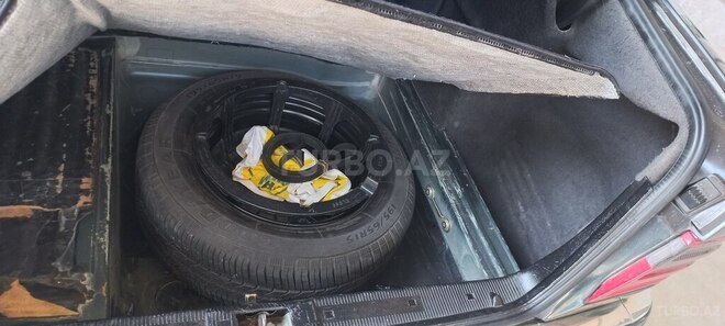 Mercedes E 200 1998, 273,000 km - 2.0 l - Gəncə