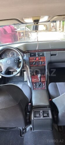 Mercedes E 200 1998, 273,000 km - 2.0 l - Gəncə