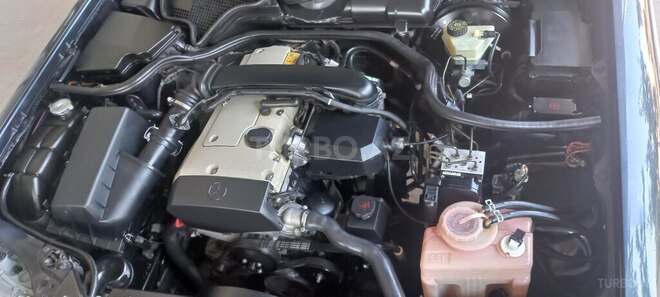 Mercedes E 200 1998, 273,000 km - 2.0 l - Gəncə