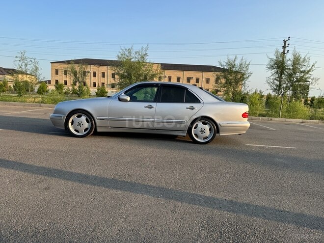 Mercedes E 240 1999, 396,000 km - 2.4 л - Ağcabədi