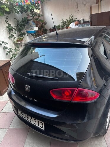 SEAT Leon-3