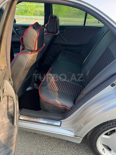 Mercedes E 240 1999, 396,000 km - 2.4 л - Ağcabədi
