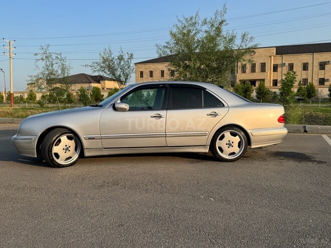 Mercedes E 240 1999, 396,000 km - 2.4 л - Ağcabədi