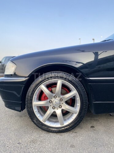 Mercedes C 230 1999, 179,431 km - 2.3 l - Bakı