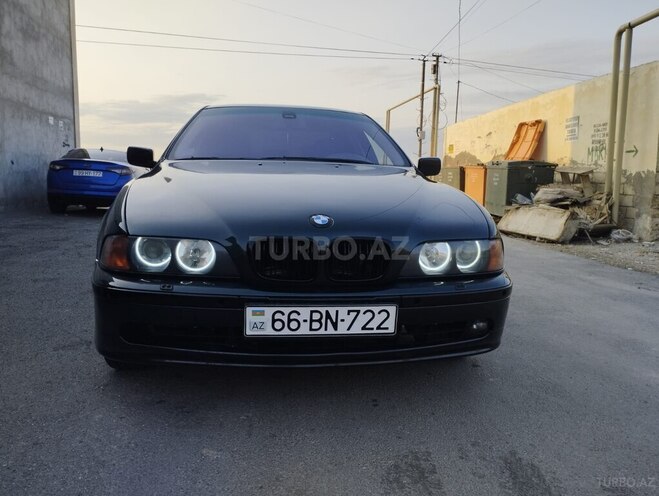 BMW 520-1