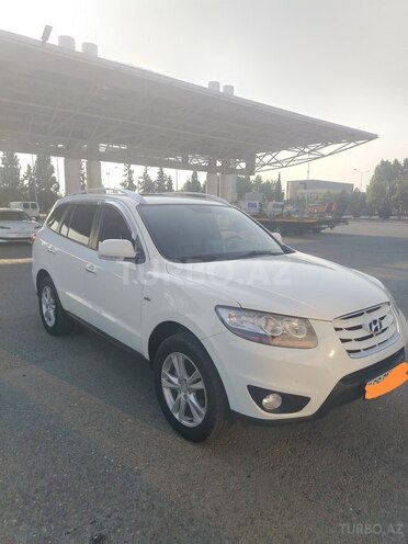 Hyundai Santa Fe 2009, 255,000 km - 2.0 l - Yevlax