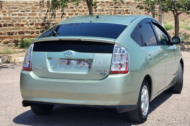 Toyota Prius 2008, 955,682 km - 1.5 л - Qobustan
