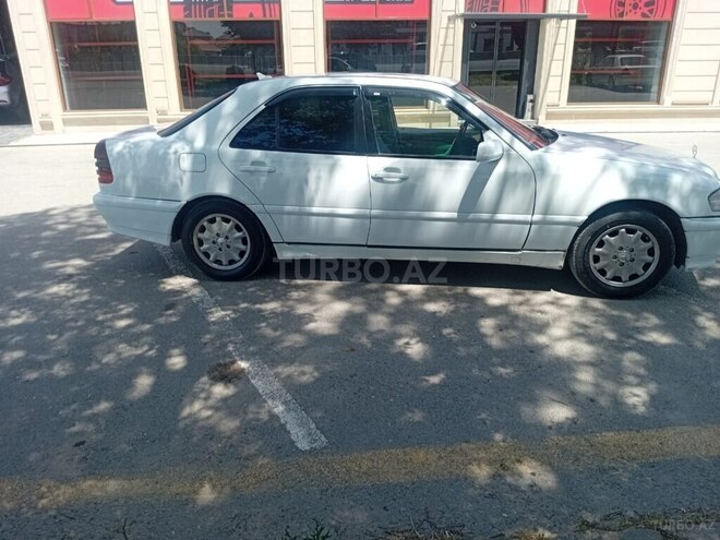 Mercedes C 200 1997, 368,000 km - 2.0 l - Sumqayıt