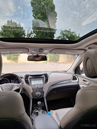 Hyundai Santa Fe-5