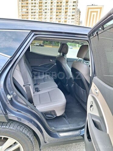 Hyundai Santa Fe-8
