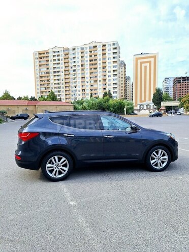 Hyundai Santa Fe-10