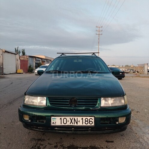 Volkswagen Passat 1996, 289,000 km - 2.0 l - Bakı